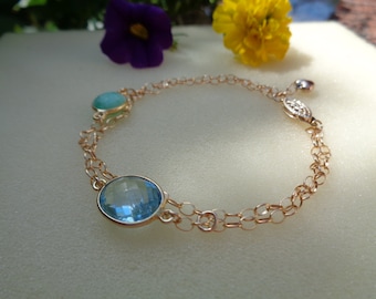 Bracelet gold, delicately worked with Chrysoprase and Blue Topaz, 585 gold filled