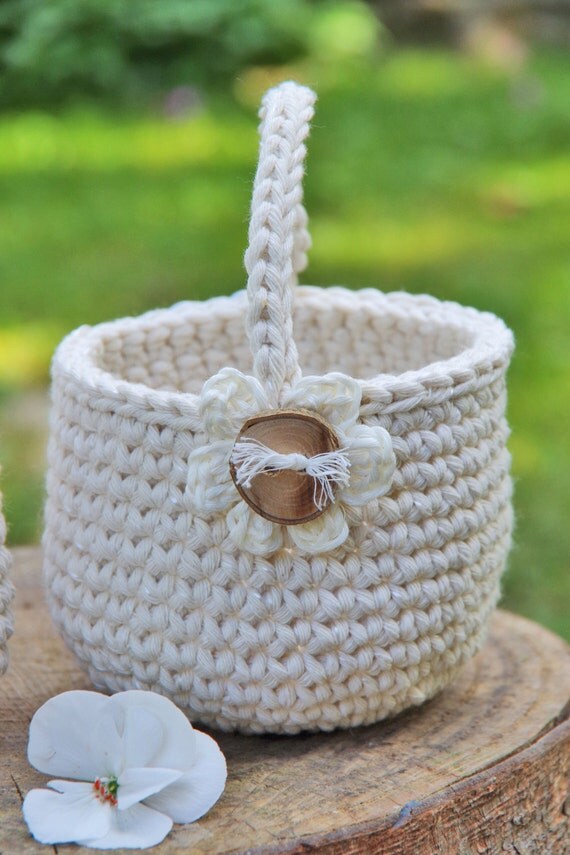 Flower bascet Girl Crochet Baskets heart gift Basket by Degra2