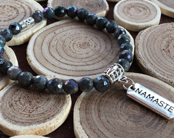 Labradorite Bracelet,Heart Chakra,Namaste Labradorite,Yoga Jewelry,Spiritual Bracelet,Healing Labradorite,Meditation Gemstone,Zen Protector