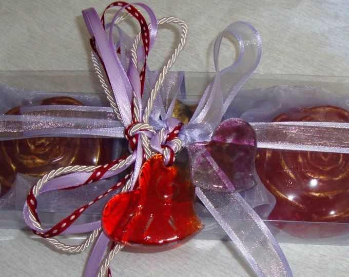 Red Lilac Exclusive Valentine Gift for Her, Deluxe Fine Scented Soap Set, Handmade Glass Double-Heart Decor, Birthday gift, Mothers Day Gift