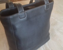 coach classic tote-um-table