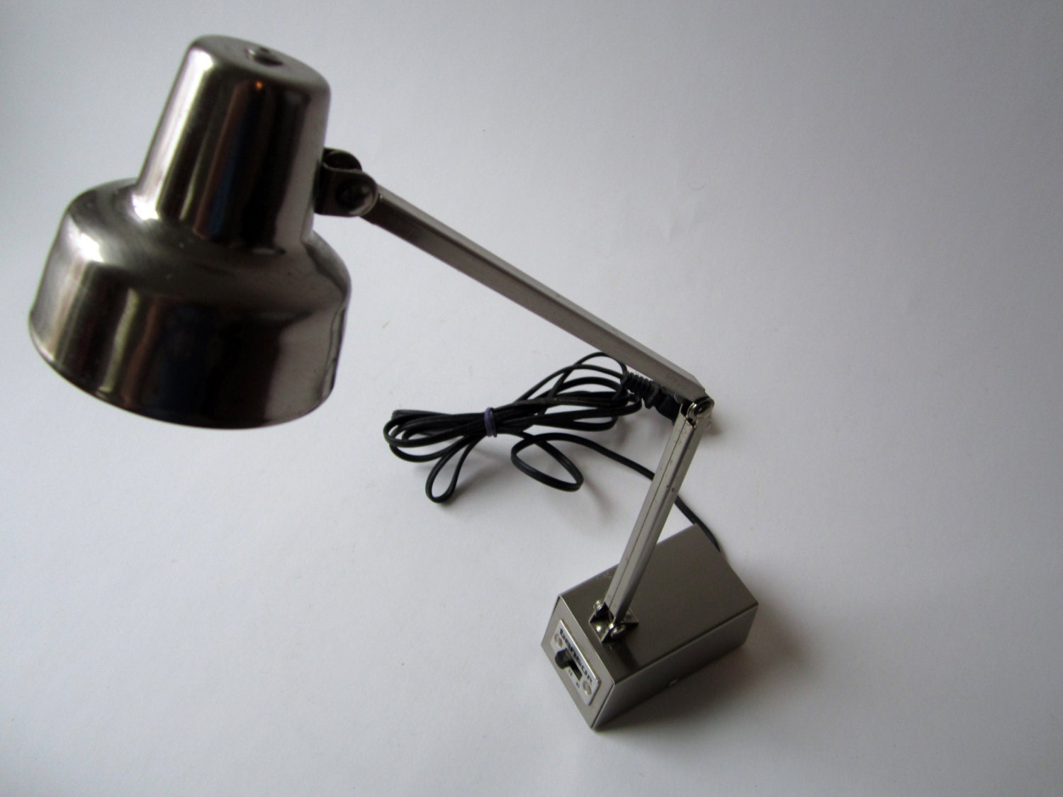 Vintage Tensor Two Way High Intensity Lamp Hi Lo Light Desk