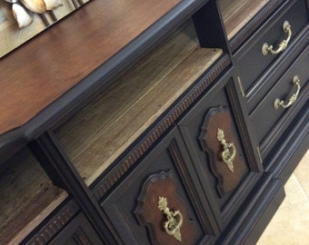 Artículos similares a ¡VENDIDO!!!!!! -Antiguo adornado tallado jacobino