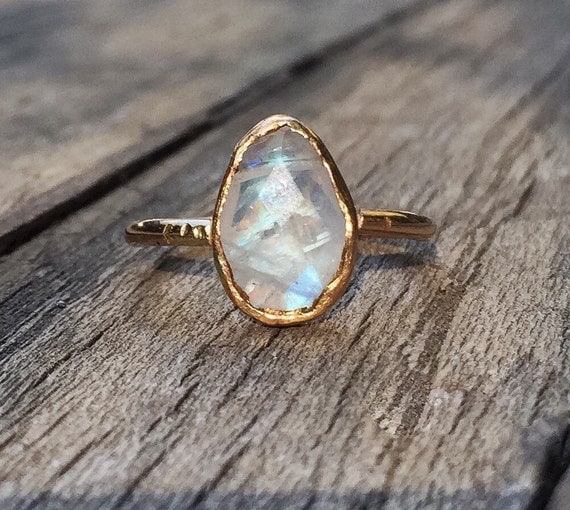 Gold Moonstone ring Faceted Moonstone Teardrop Gold Gold Moonstone ring Faceted Moonstone Teardrop Gold