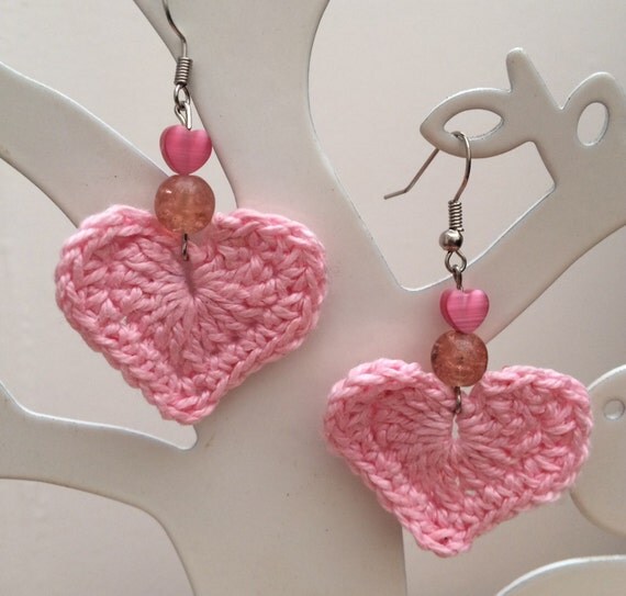pink crochet heart earrings crochet earrings heart earrings