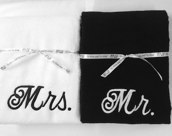 His and hers towel | Etsy - Couples Gift Towel Set, His Hers Towels, Mr. Mrs. Towels, Bride Groom Gift,  Beach, Bath, Pool Towels