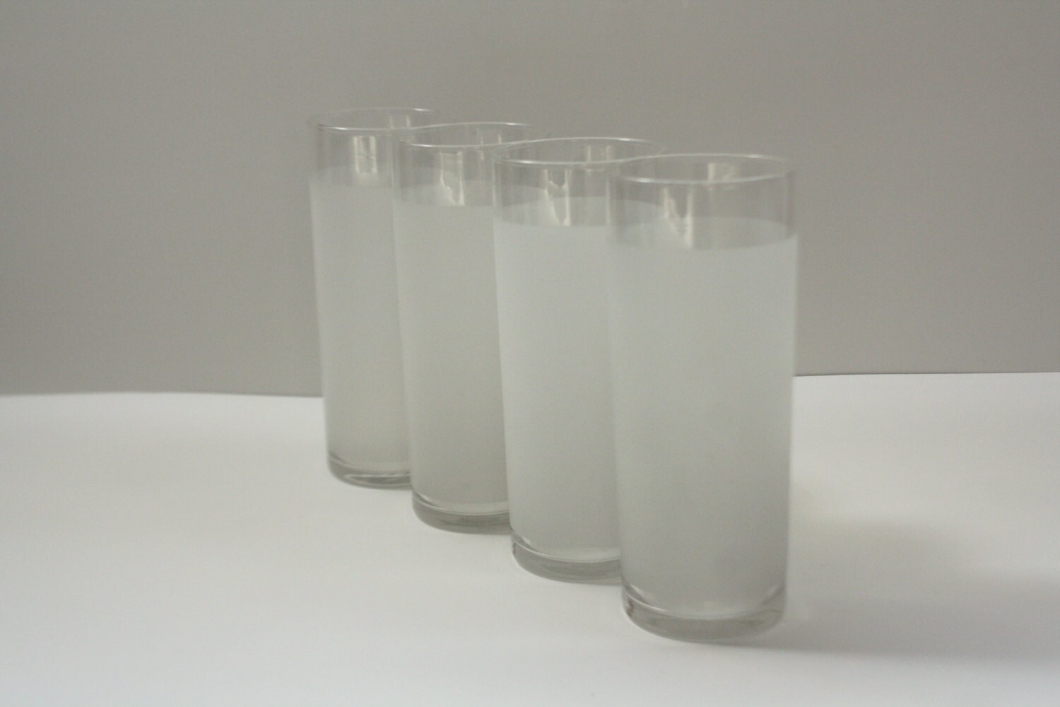 Vintage Frosted Drinking Glasses/Tall Tumblers/High Ball