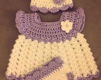 Handmade crochet and knit accessories made in by DreamFreeDesigns