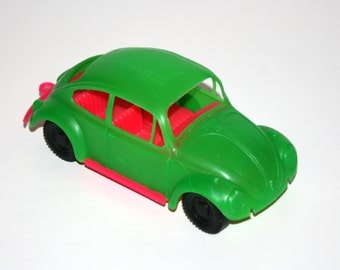 Vintage 1960-70's VOLKSWAGON VW BUG Beetle 7 Inch Long Plastic Toy Car