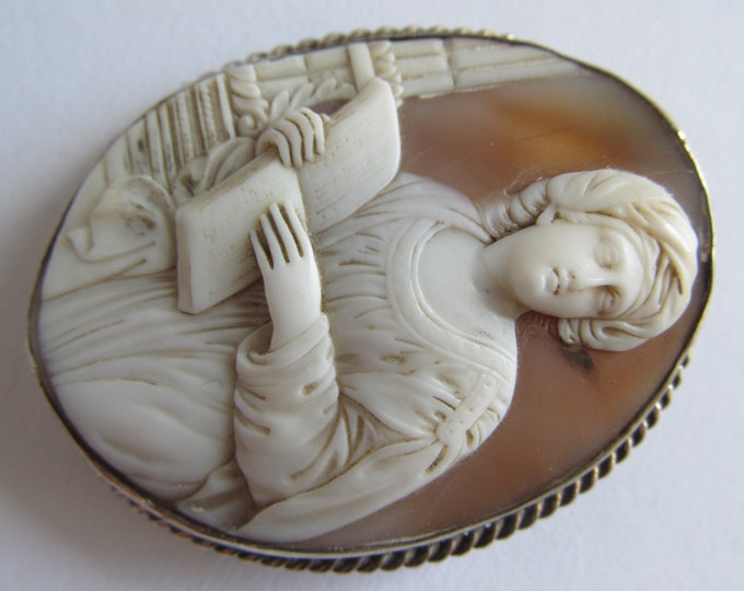 Antique shell cameo brooch, Large museum quality Roman classic handmade cameo pin of Sibilla Persica, woman scholar with book