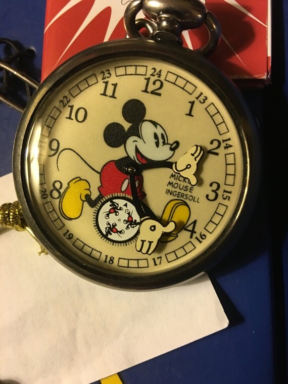 Ingersoll Mickey Mouse 30's Collection Gold Pocket Watch