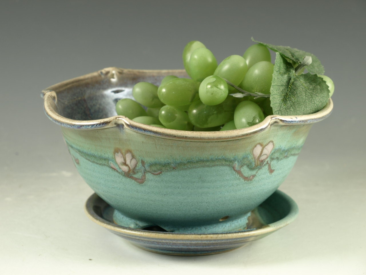 Berry Bowl in turquoise handmade stoneware by Hodakapottery