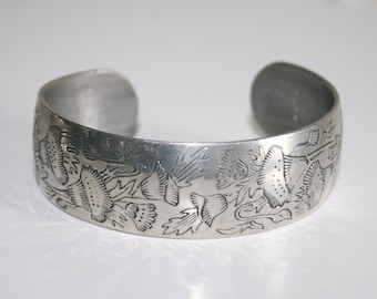Leonard Genuine Pewter Bracelet Made in Bolivia Poppy Design