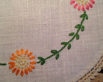 Pair of Round Daisy Dresser Doilies