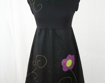 Kyriu purple flower dress with polka dots