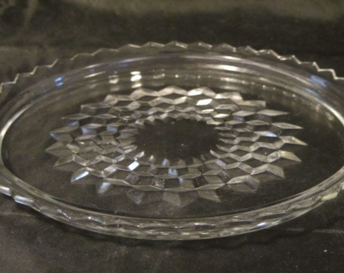 Mid Century Clear Glass Serving Dish, Candy Dish, Dessert Dish, Plate, Serving Plate, Upcycling Project, Kitchen, Dinning