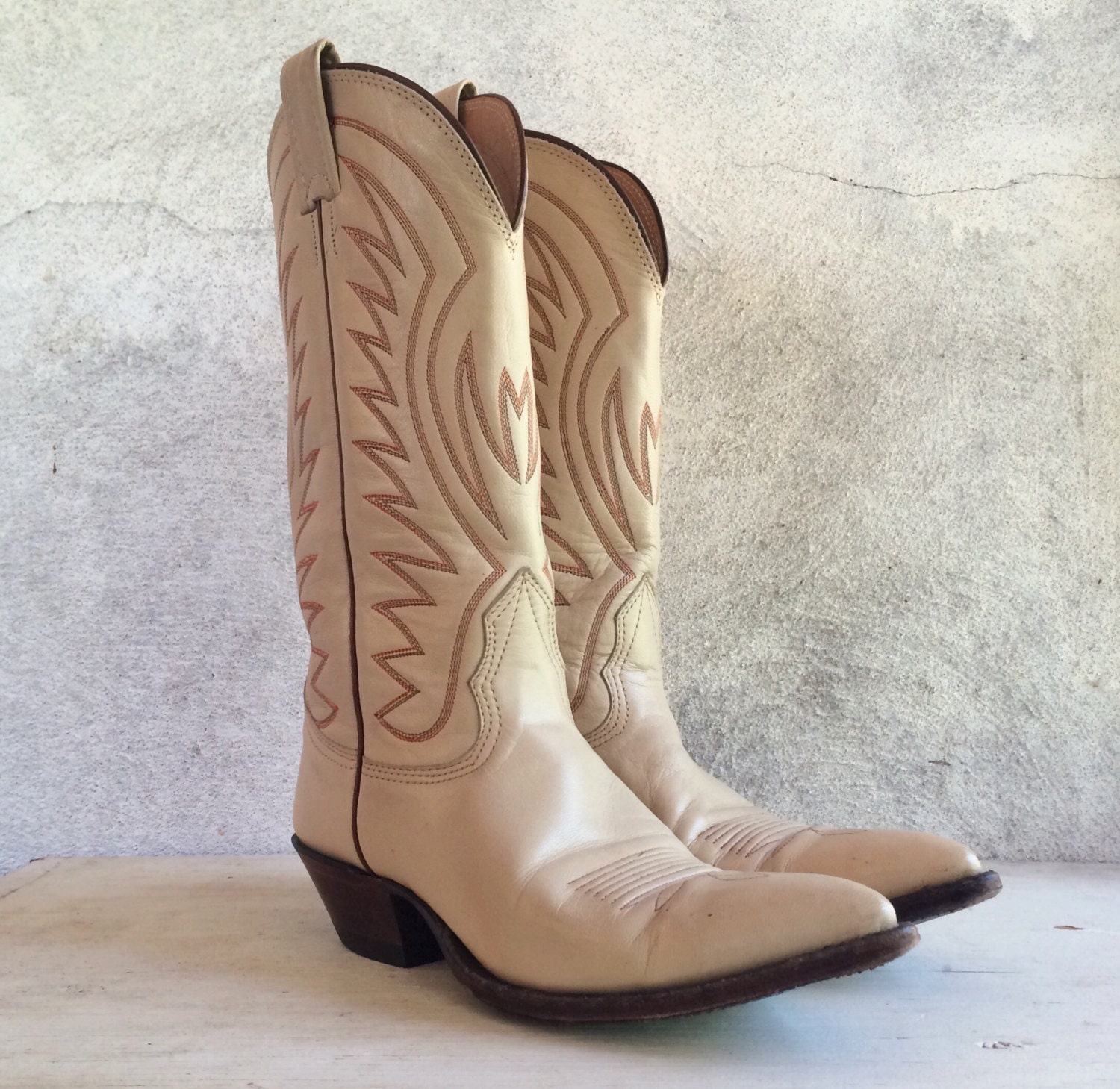 womens cowgirl boots size 7