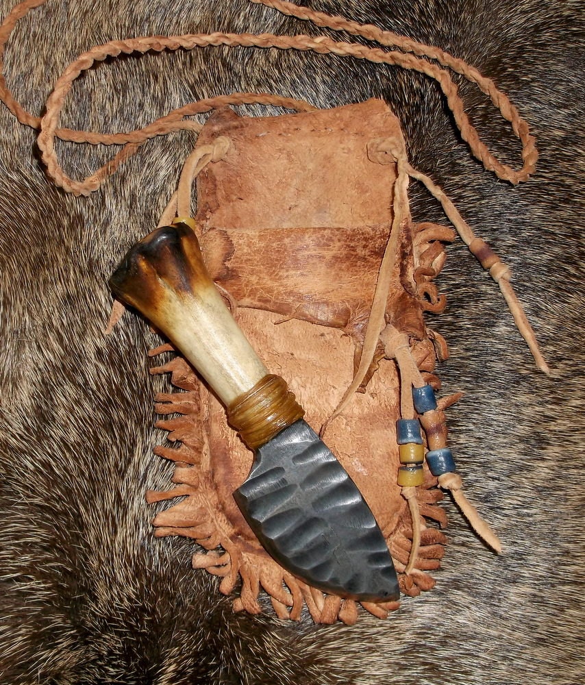 Primitive Mountain Man Period Style Neck Knife with Knapped
