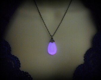 Glow-in-the-Dark Jewelry, Kairi Kingdom Hearts Necklace - Pretty in Pink, Drop Necklace - 8 Hour Glow!