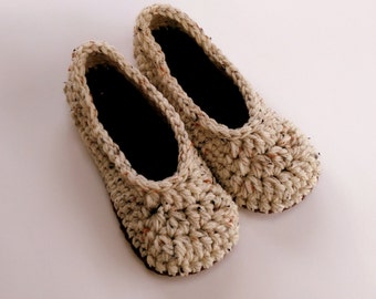 Women's slippers / house shoes / crochet slippers size 3-12 / light beige and brown / made to order