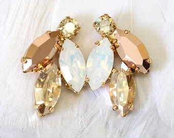 Rose Gold Champagne Cluster Earrings,Swarovski Crystal Earrings,Bridal Rose Gold Earrings,Bridesmaids Earrings,White Opal Champagne Studs
