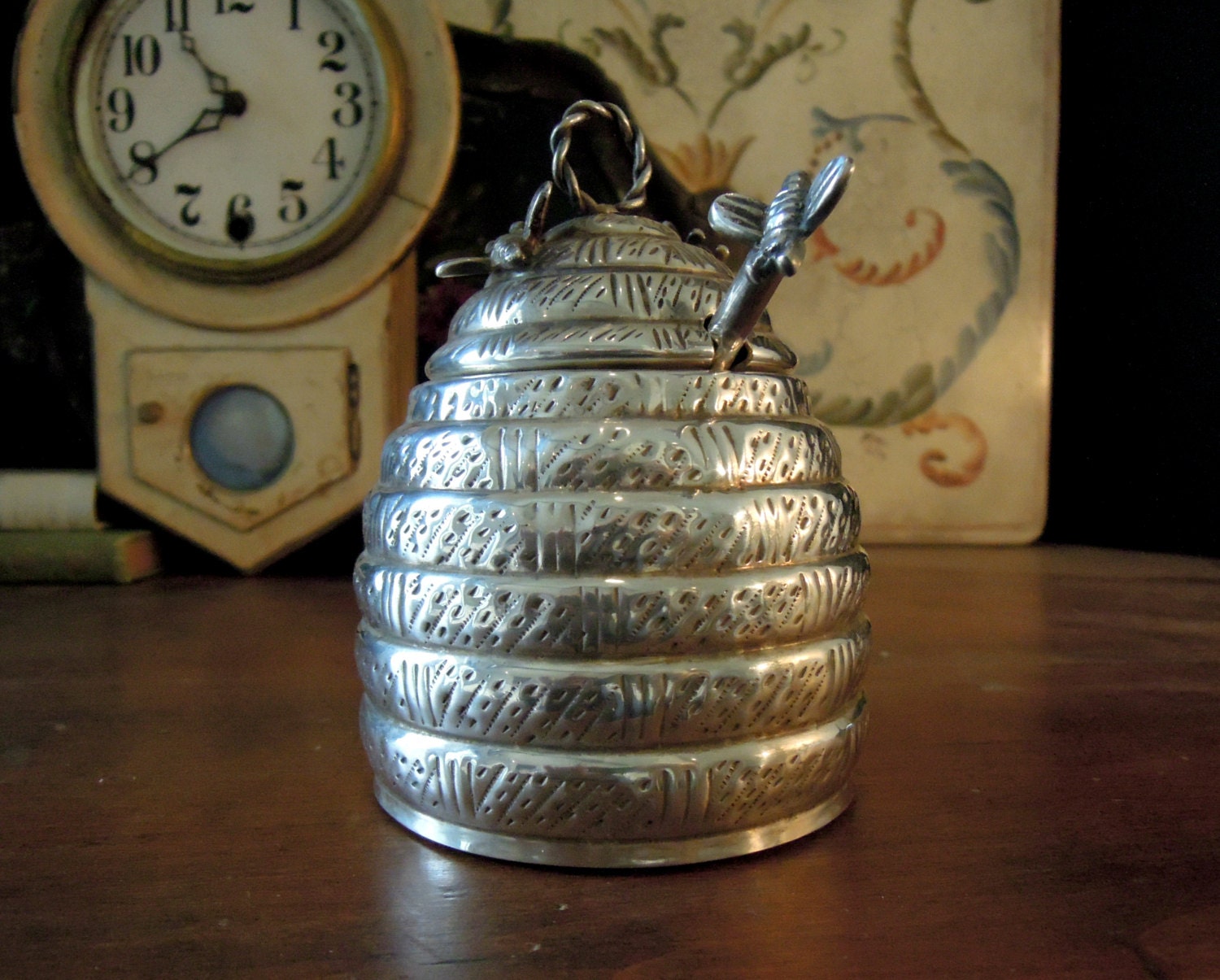 Vintage Honey Pot / Honey Storage / Jar / Silver Plate Bee