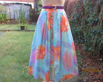 Cotton Skirt / Skirt Vintage / Full Cotton Skirt / Size EUR42 / 44 / UK14 / 16 / Cotton Skirts / Cotton Skirt Midi / Pastel Color