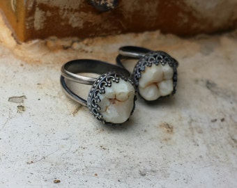 Single Tooth Ornate Ring (Made in your size)