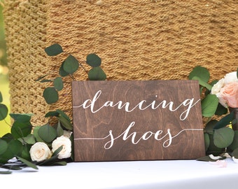 Dancing Shoes Sign, Wedding Dancing Shoes Sign, Wedding flip flops sign, Wooden Wedding Signs