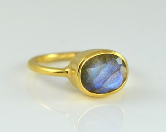 Labradorite Ring, lisa eldridge ring, Gemstone Ring, Stacking Ring, Gold Ring, Oval Ring, Sterling Silver Ring, Blue Labradorite Jewelry