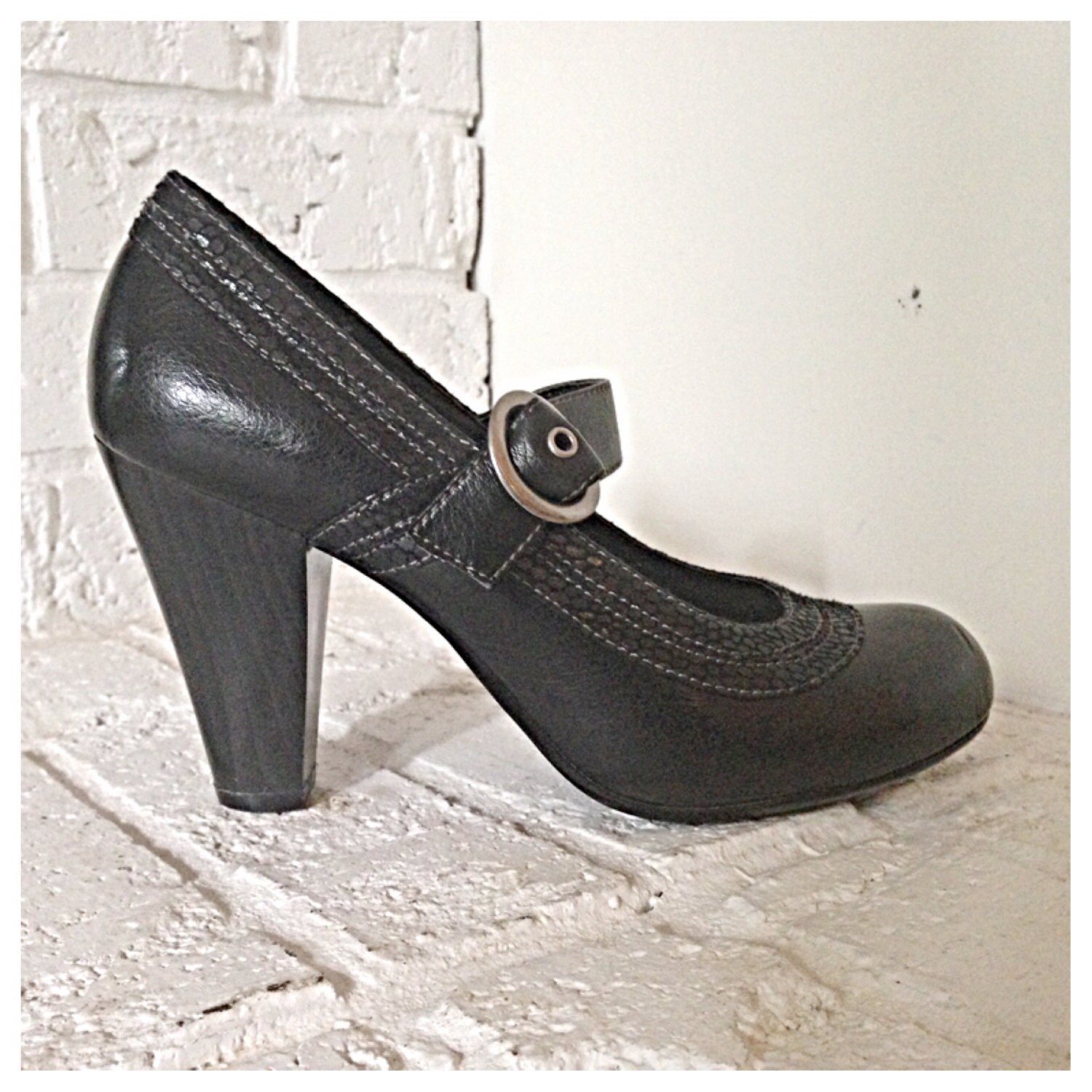 Vintage 90s Mudd Mary Jane shoes / 90s black by MainCourseVintage
