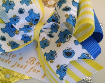 Cookie monster inspired hair bow . baby hair clip . Cookie Monster from Sesame 5 inch .Cookie Monster Headband , hair accesorie clip