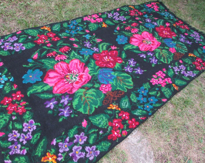 Bessarabian Kilim. Moldovan Kilim,Floor Rugs Handmade 45 years old, handmade. Floral Rugs. Vintage Carpets, Eco-Friendly. Len