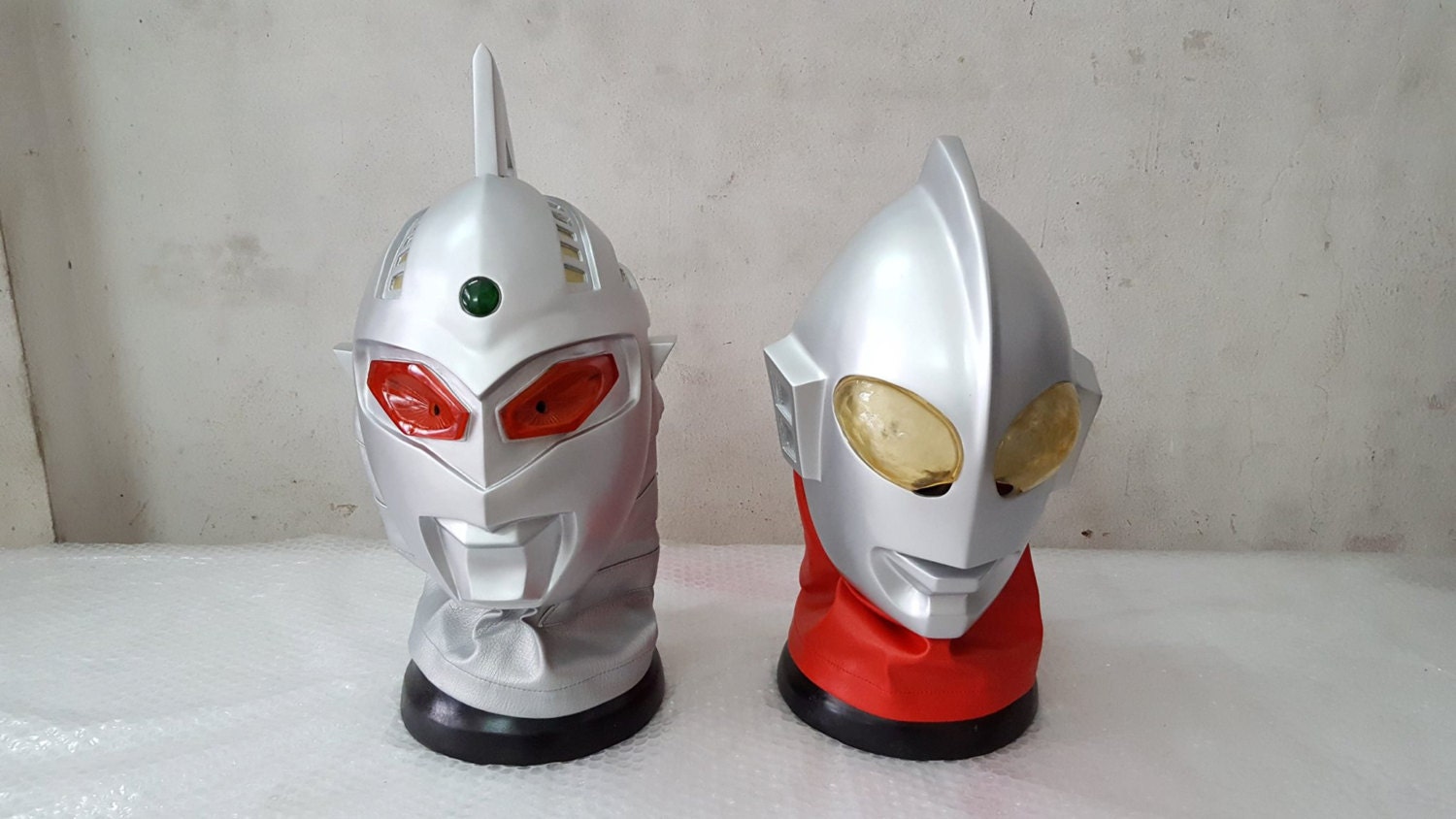 Ultraman Ultra7 LED Eyes Helmet Prop Replica 1:1 Full Scale