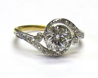Antique Victorian/Edwardian Diamond Engagement Ring Platinum-topped Yellow Gold Circa 1910-1920