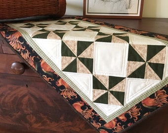 Rooster Table Runner Quilt Farmhouse Wall Hanging Country Chicken Kitchen Home Decor Primitive Centerpiece