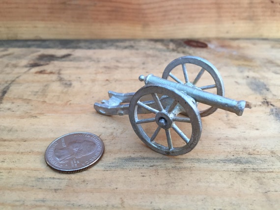 18th Century Pewter Toy Soldiers 12 lb Cannon