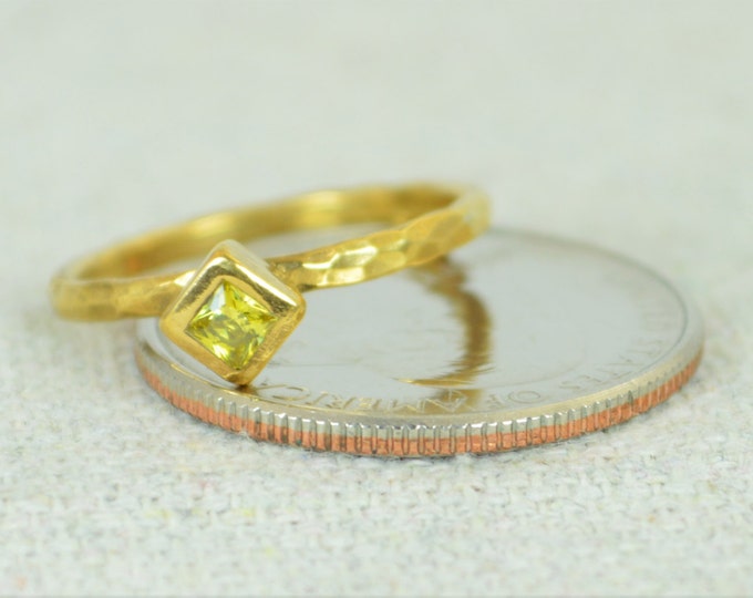 Square Topaz Ring, Gold Filled Topaz Ring, November Birthstone Ring, Square Stone Mothers Ring, Square Stone Ring, Gold Ring, Topaz Ring