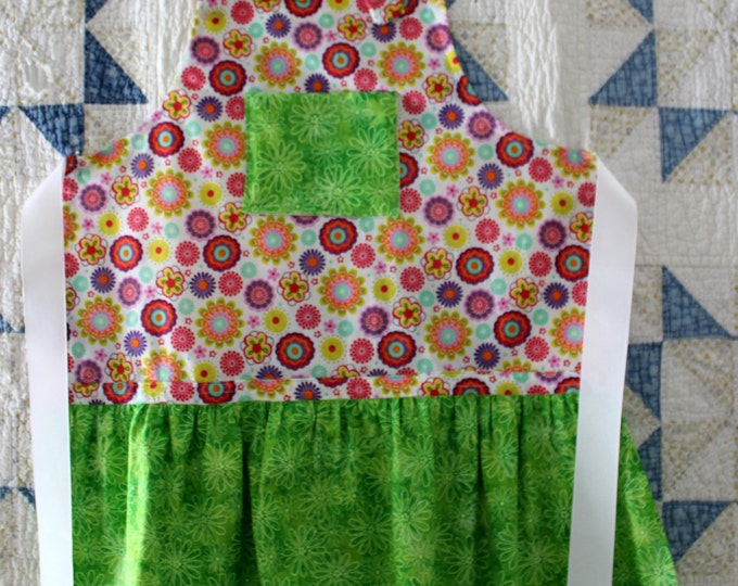 HALF PRICE ** Multi Color Mod Floral Half Apron. Lime Ruffle and Pockets on Boho Half Apron. Matching Girl's Apron Available