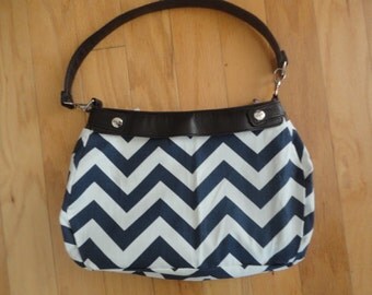 New Thirty-one Purse Navy & White Chervron Purse Skirt for Suite Skirt Purse 31 Gifts Zig Zag
