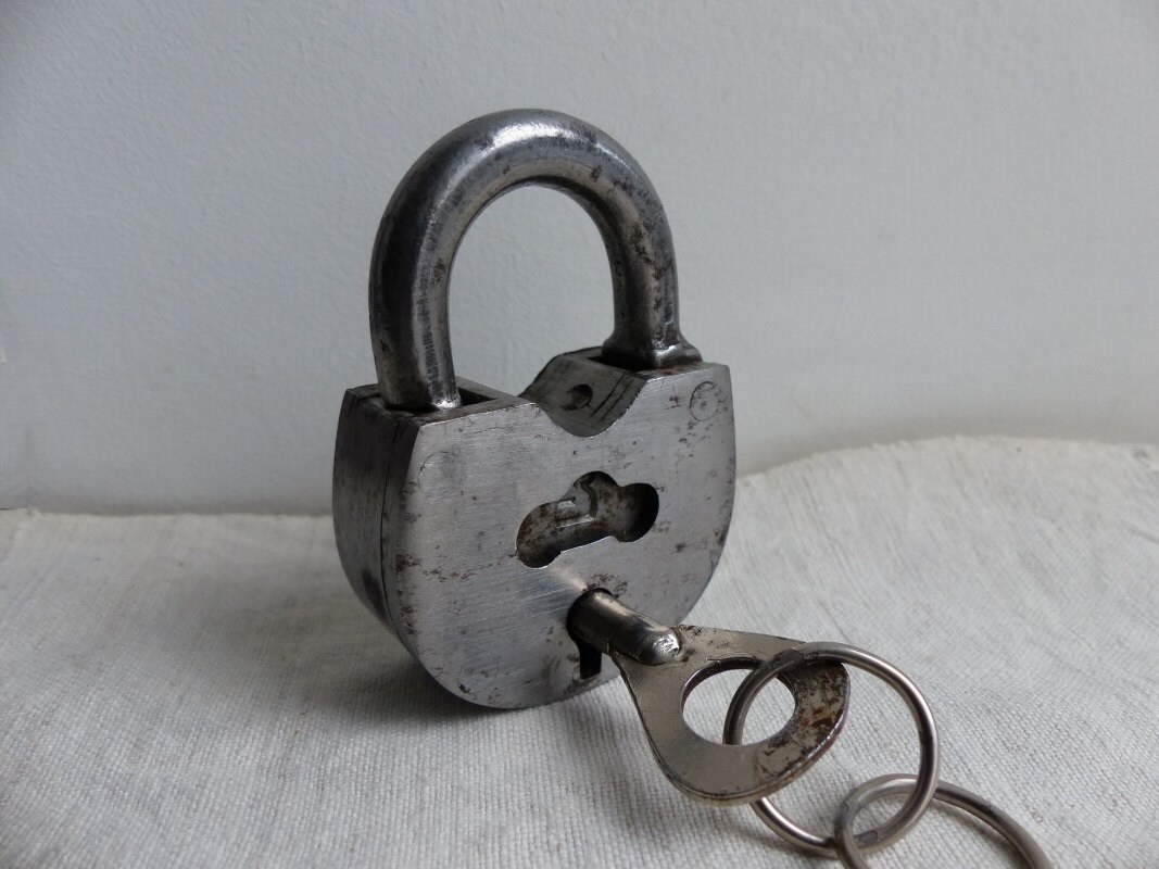 Vintage Padlock with Skeleton Key / Working Lock and Key / old