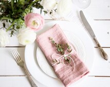 Popular items for wedding napkins on Etsy