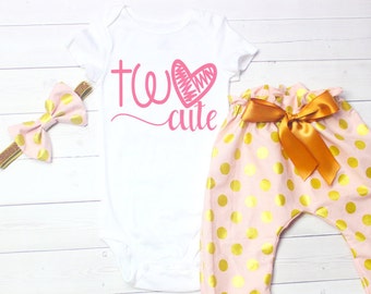 Second Birthday Outfit Girl, Pink Birthday Outfit, 2nd Birthday Outfit, Girls Second Birthday, Gold Birthday, Baby Girl Clothes