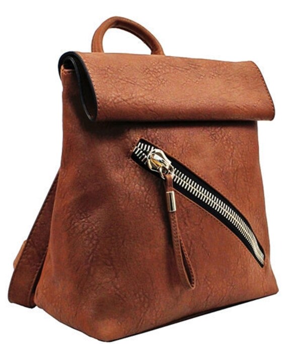 Brown Backpack with Zipper Design
