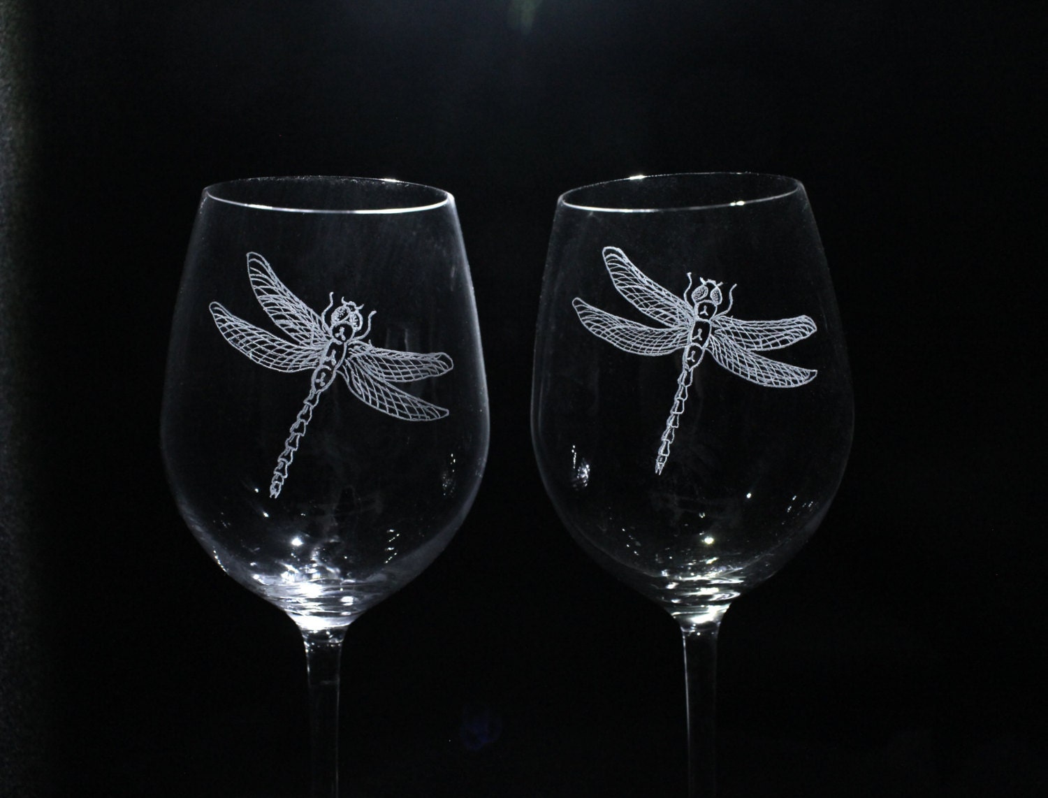 2 Dragonfly Engraved Wine Glasses dragonfly crystal wine