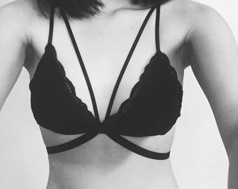 Strappy Bra, Black Strappy Bralette, Harness Bralette, Cage Bra, Triangle Bralette, Lace Bralette, Strappy Lingerie, Bralette
