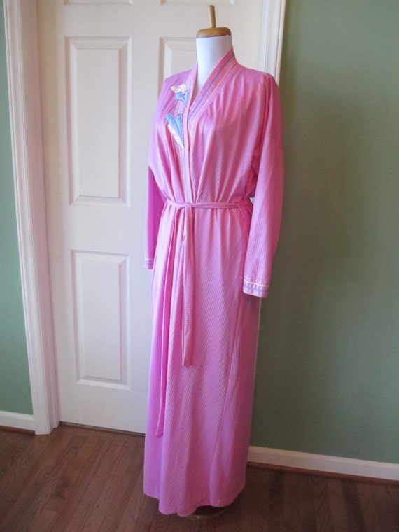 Vintage Vanity Fair Long 2 piece Robe and Night Gown in Pink