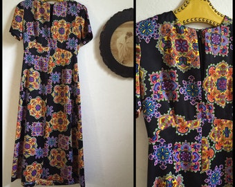 Fabulous Psychedelic Kaleidoscope Print Handmade MOD Vintage Dress In A Size Small/Medium ~ Paisleys, Hearts, Fun To Wear Authentic Vintage