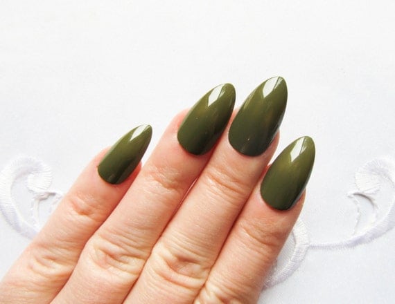 Dark Green Stiletto Nails / Fake Nails / Press on Nails