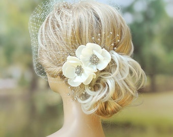 Bridal Birdcage Veil Wedding Hairstyles Bridal hair Wedding Fascinator Bridal Headpiece Hair updos Ivory fascinator Bridal Hairstyles